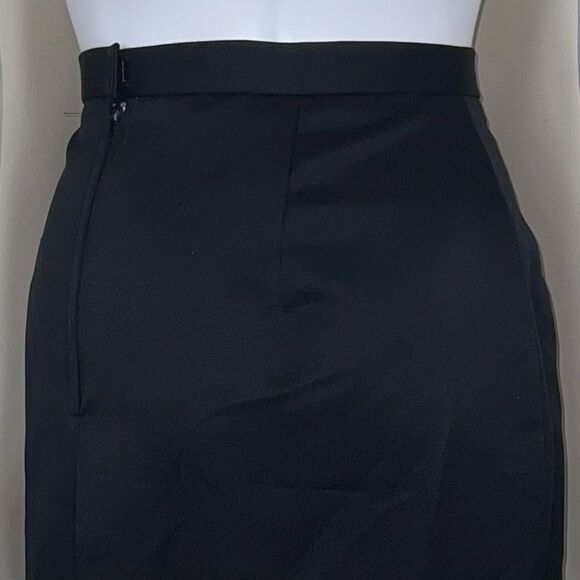 Patra Vintage Lined‎ Pencil Skirt in Black - Picture 10 of 13